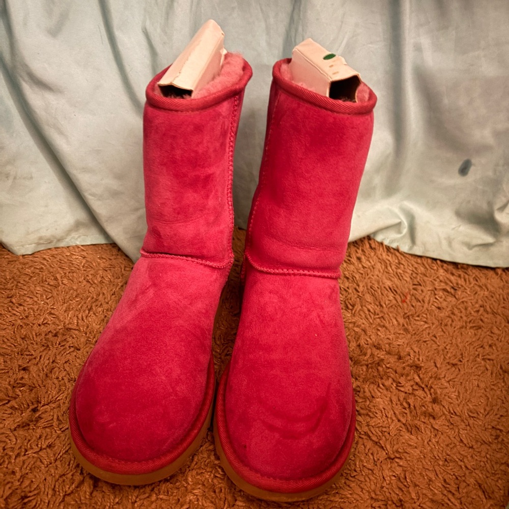 Women's Purple Uggs